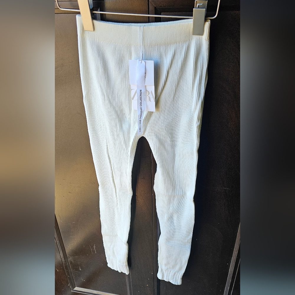 NWT Zara Leggings